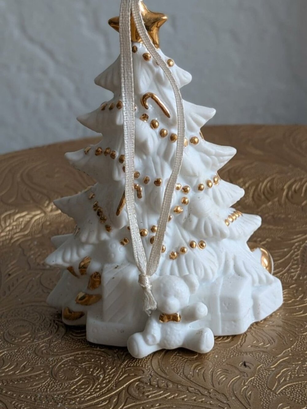 Christmas Ornament Tree Star Gifts White Gold Bisque Texture